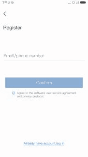 Obrazovka registrace s polem pro e-mail / telefonní číslo